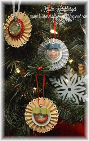 2015-12-5_WYW_base and bling_ornament_set of 3 on tree_DSC_0727