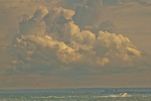 IMAGE: https://lh3.googleusercontent.com/-4-928nqOXQM/Tm1o7xWKuJI/AAAAAAAAXKE/iMQsnI42NoI/_MG_3671.JPG