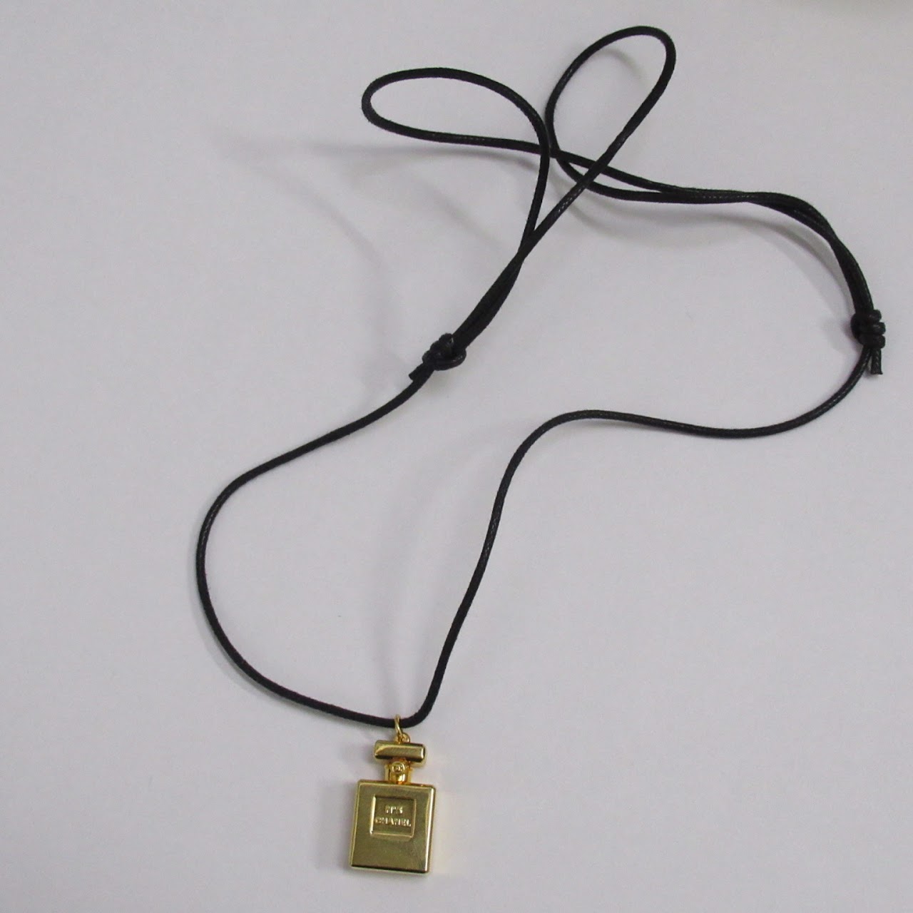 Chanel No.5 Pendant Necklace 2