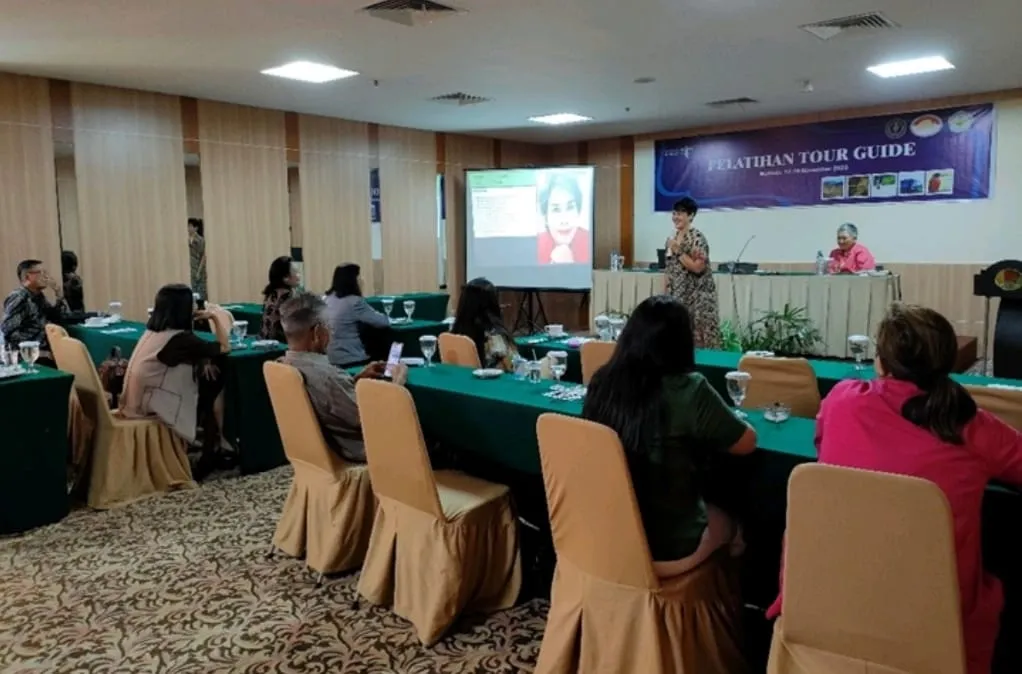 Suasana jalannya pelatihan Tour Guide di Hotel Gran Puri, Manado, Sulawesi Utara. (Foto istimewa)