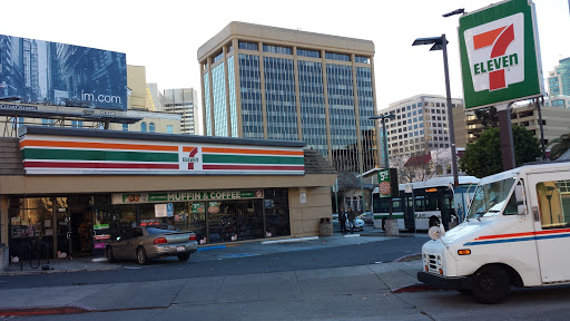 Convenience Store «7-Eleven», reviews and photos, 2350 Harrison St, Oakland, CA 94612, USA