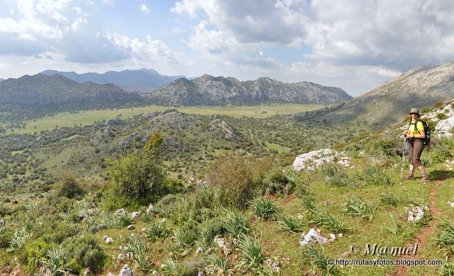 Circular Sierra Blanquilla y ascenso al Martin Gil