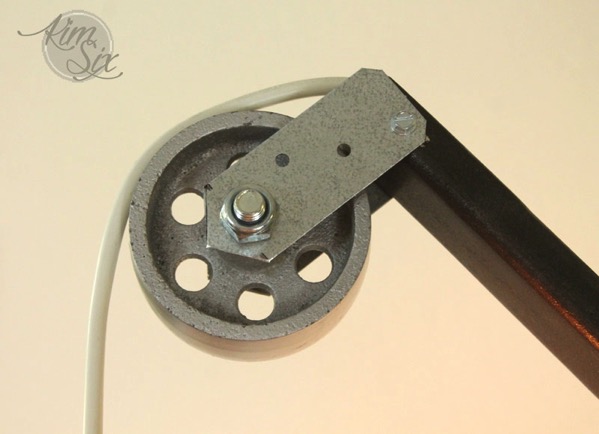 Metal caster turned into pulley