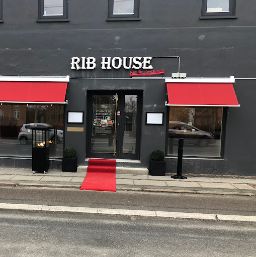 Rib House logo