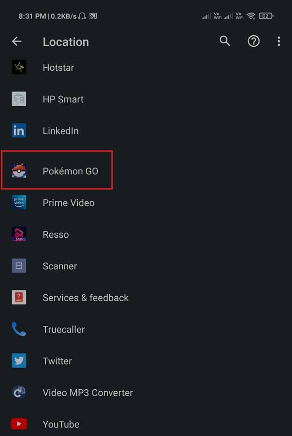 Nyní vyhledejte Pokémon GO v seznamu aplikací.  klepnutím na něj otevřete.