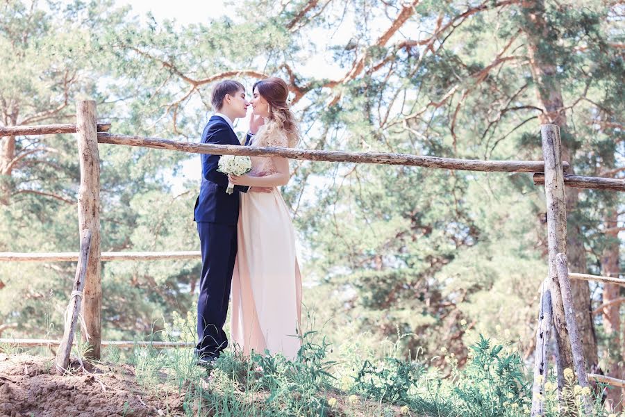 Fotógrafo de casamento Yuliana Rosselin (yulianarosselin). Foto de 7 de novembro 2017