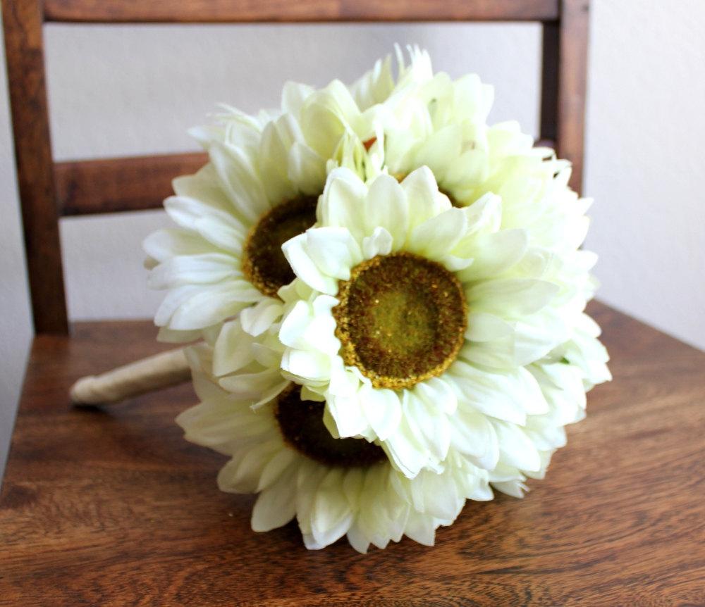 Sunflower wedding bouquet