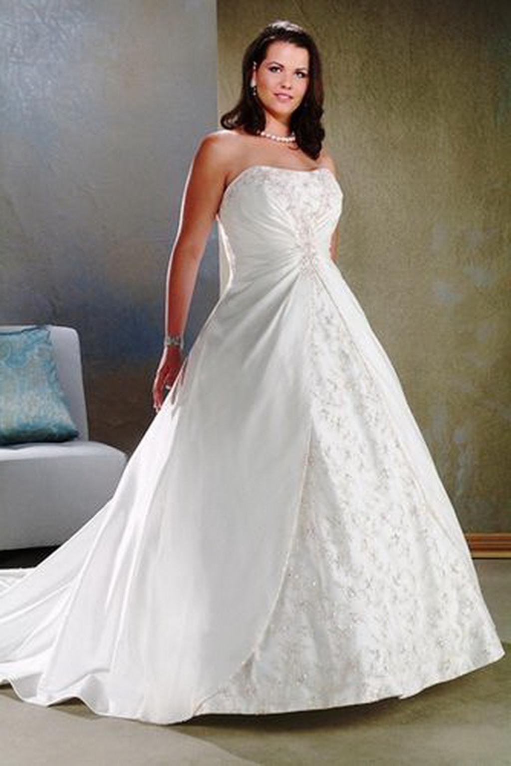 8 largest wedding dress 2011 3