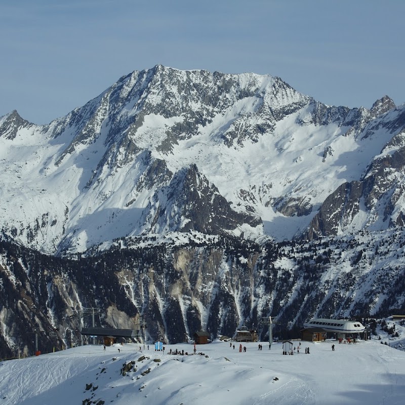 Meribel_72 Verdons Station.jpg Meribel_72 Verdons Station.jpg