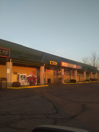 Grocery Store «Landmark Food Center», reviews and photos, 4644 Fenton Rd, Flint, MI 48507, USA