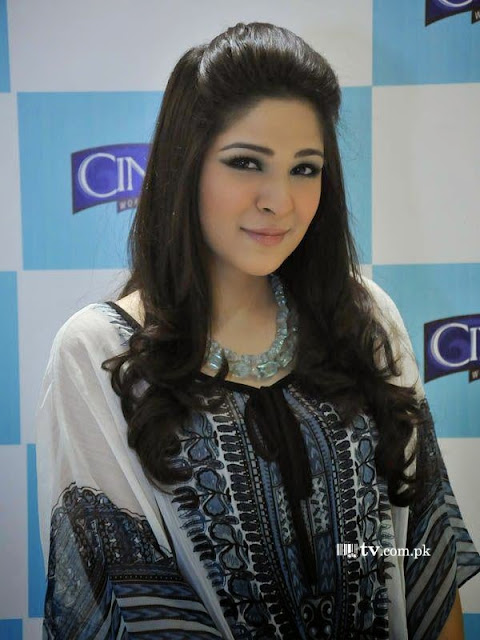 Ayesha Omar Photos