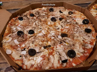 Yukti Sharma Foodbystyle at Largo Pizzeria, Viman Nagar,  photos