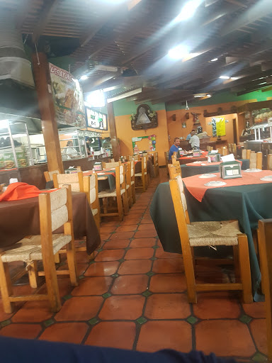 RESTAURANT LAS VIAS, Avenida Inglaterra 5038, Jardines de la Patria, 45110 Zapopan, Jal., México, Restaurante mexicano | JAL