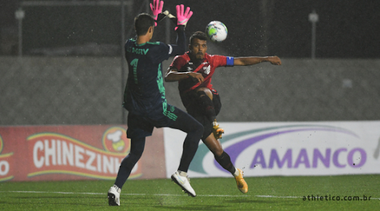 Fluminense vence Flamengo e sai na frente na decisão do Cariocão sub-17 -  Super Rádio Tupi