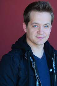 Jason Earles Net Worth, Age, Wiki, Biography, Height, Dating, Family, Career