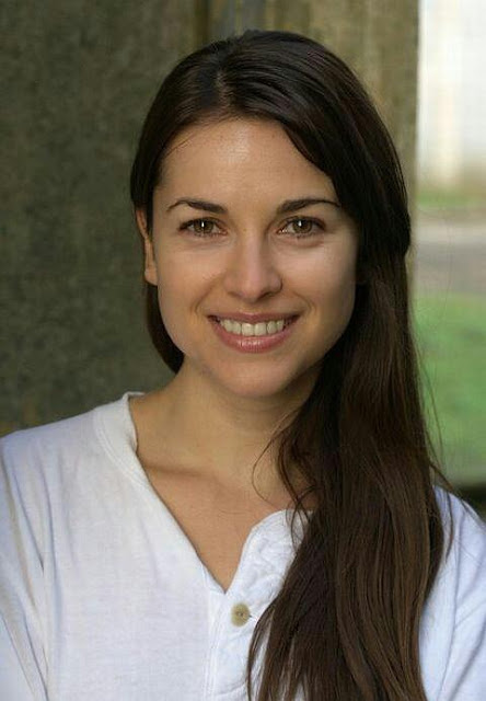 Amelia Warner Dp Profile Pics