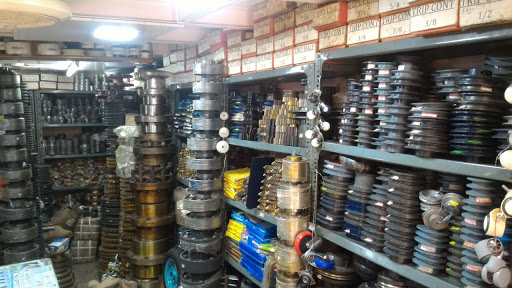 Kutbi Chain Centre, Sadar Patrappa Rd, Dodpete, Nagarathpete, Bengaluru, Karnataka 560002, India, Transmission_Shop, state KA