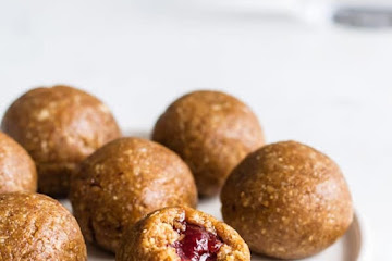 Peanut butter and jelly energy balls