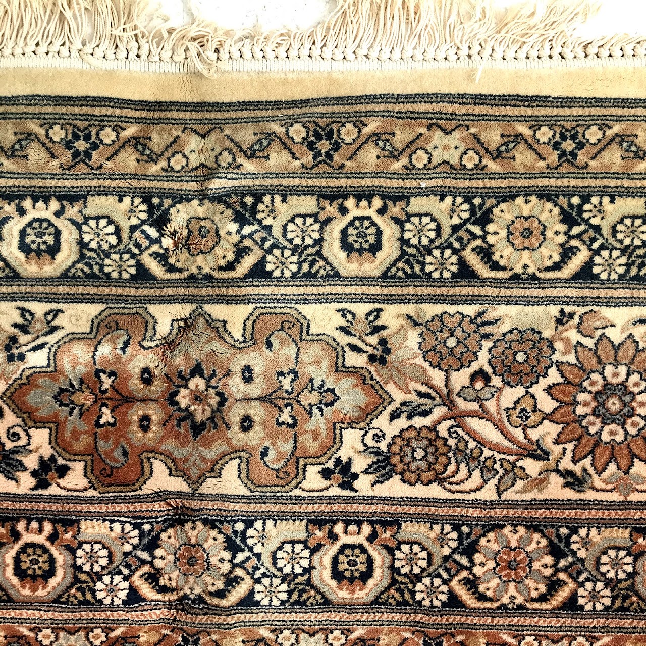 Couristan Gem Collection Antique Herez Design Carpet