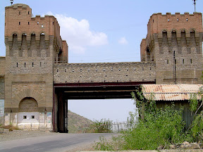 Overhead section of the Attock railway bridge, Pakistan