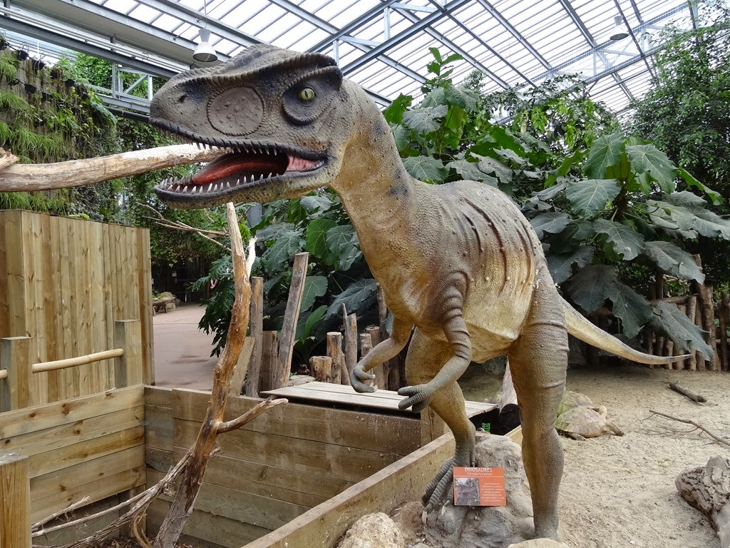 [2015.04.27-008-dinosaure4.jpg]