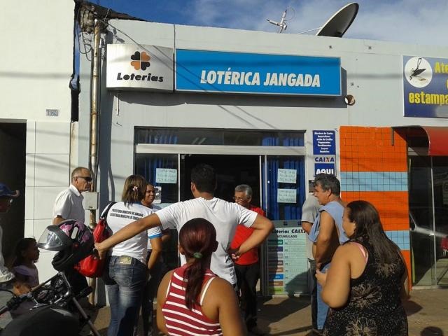 JANGADA - Apostador ganha prêmio de R$ 350 mil da Loteria Federal