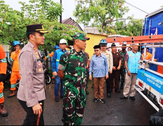 Pemkot, TNI, Polri, Apel Siaga, Walikota: Hidrometeorologi, Kapolres: Siaga