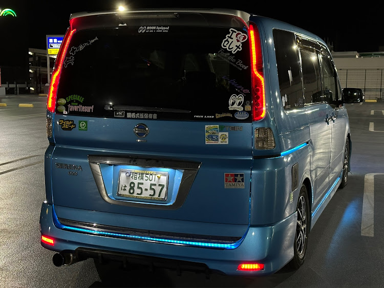 セレナの重い腰を上げてやっと・電飾弄り🤩・洗車は、出来なかった🤣・関西弐伍保存會・低そうで低くない少し低い車に関するカスタム事例の投稿画像2枚目
