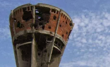 Kriegs-Mahnmal: der Wasserturm von Vukovar, Slawonien, Kroatien