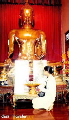 golden buddha Bangkok
