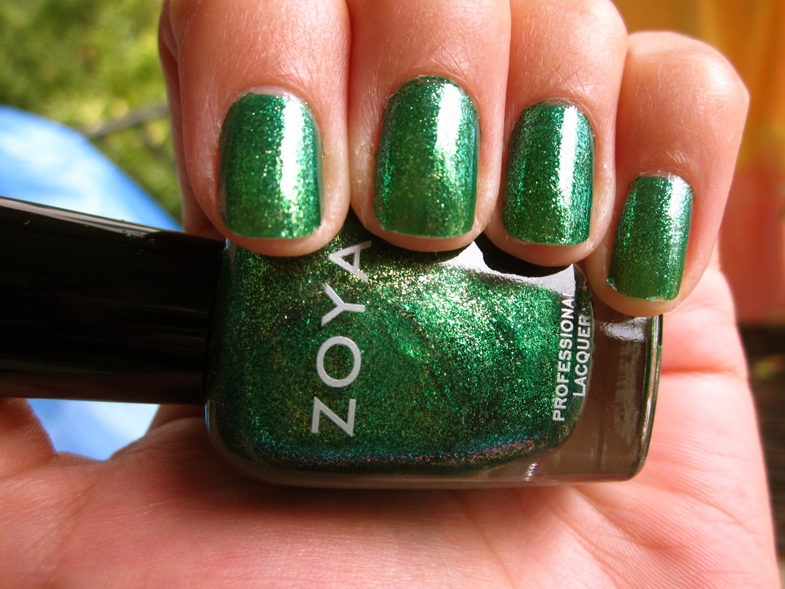 Nails by a Nursing Student: Green Nail Polish Heaven!!!