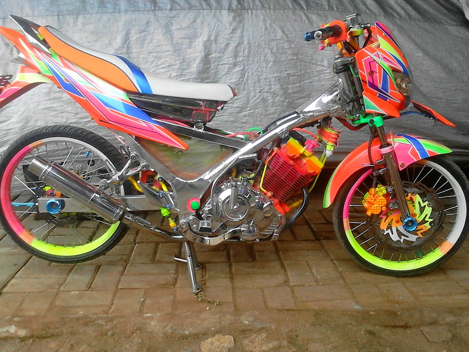 Modifikasi Airbrush Rx King Full Chrome Racing Look