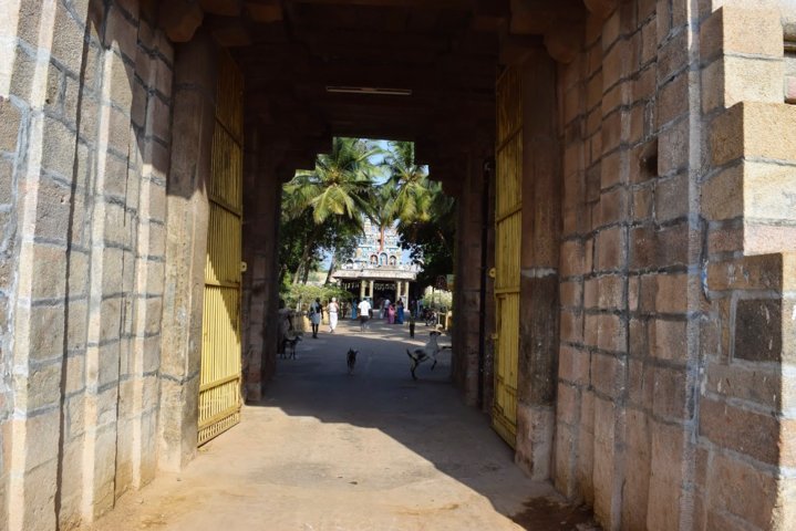 Sri Masilamani Eswarar Temple, Thiruvavaduthurai, Mayiladuthurai - 275 Shiva Temples