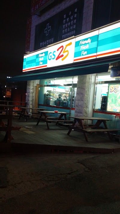 Photos of GS25 권선오목천점