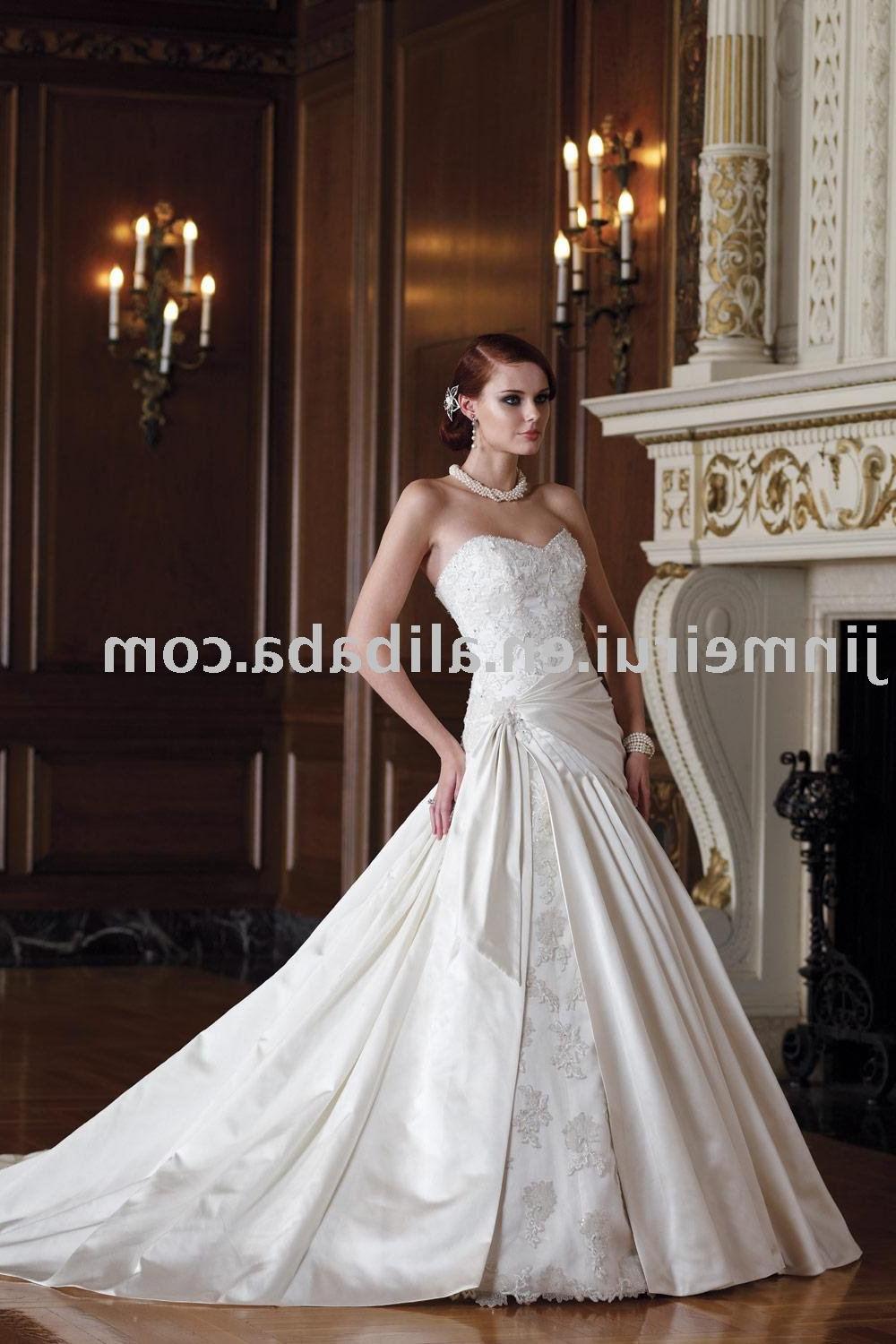 Lace Pattern Wedding Dress