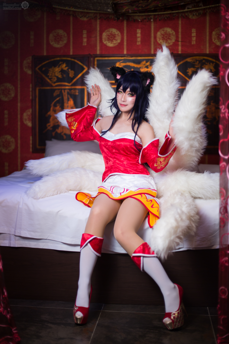 Reve cực quyến rũ với cosplay Ahri - Ảnh 2