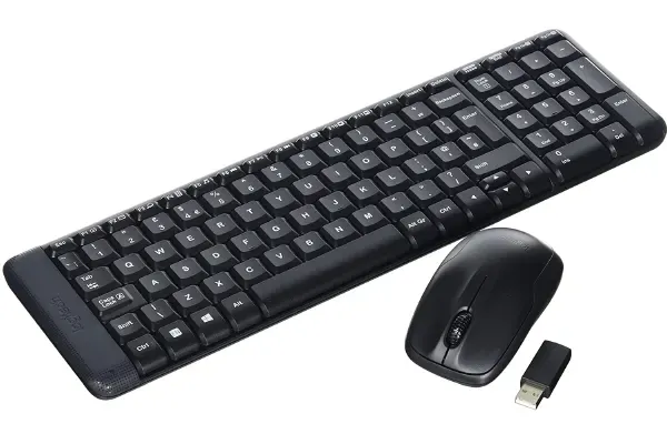 Menggunakan Keyboard USB atau Wireless