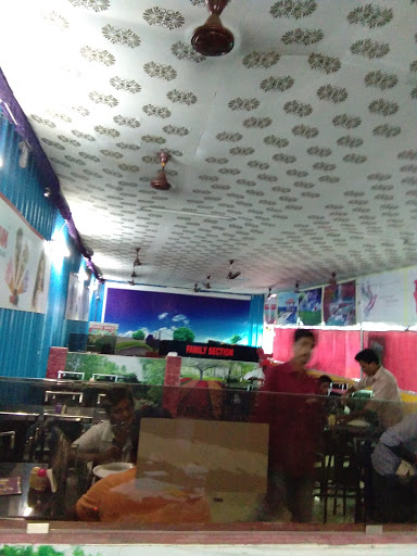 Mitra Family Restaurant Nizamabad, Munnurukapu Kalyana Mandapam, Beside Passport Office, Pragati Nagar, Nizamabad, Telangana 503002, India, Restaurant, state TS