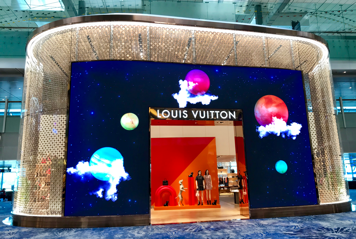 Louis Vuitton Singapore Changi Airport T3 - Top Luxury Asia