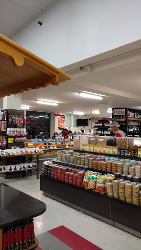 Supermercado Badião - Rede Smart, Praça José Rodrigues Alves, 57 - Centro, Araguari - MG, 38440-244, Brasil, Padaria, estado Minas Gerais