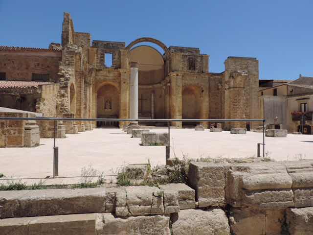 Salemi -church ruïns