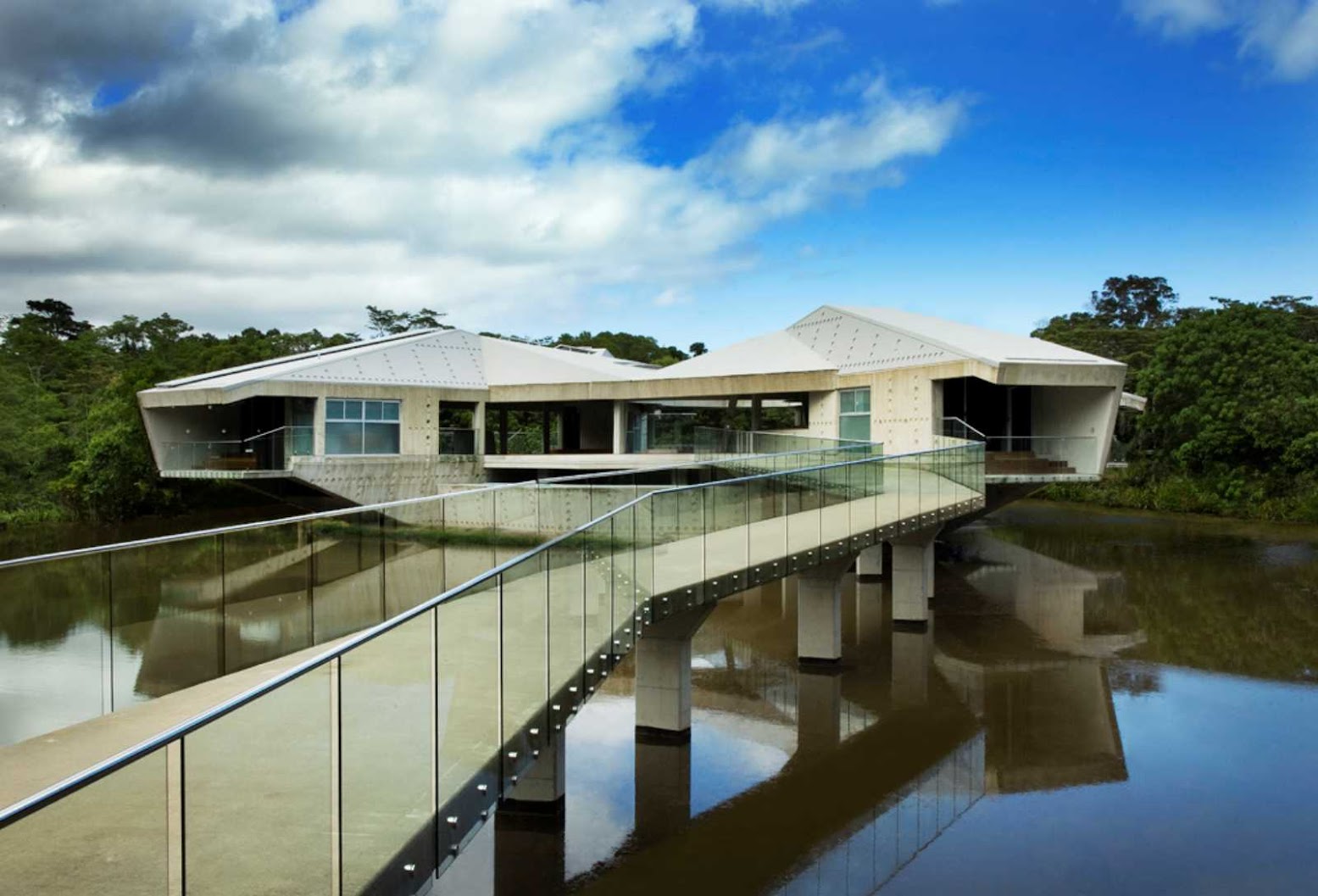 Stamp House by Charles Wright Architects