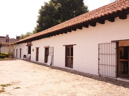 Casa de la Cultura, Miguel Hidalgo, Sta Lucia, 29250 San Cristóbal de las Casas, Chis., México, Casa de la cultura | CHIS