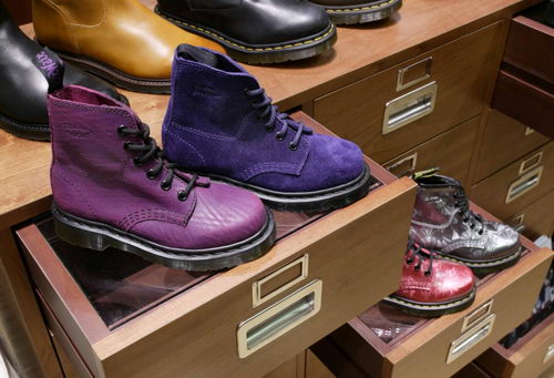 doc martens westfield mall
