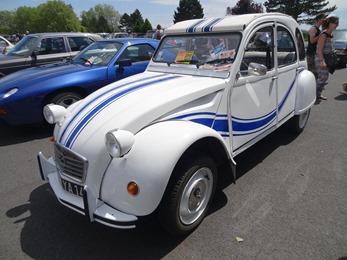 2018.05.27-024 Citroën 2 CV France 3 (14h30)