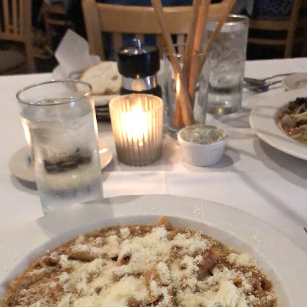 ‘Spaghetti in beef bologneese’ from the menu, but with gluten free penne pasta. They can make any pasta dish, subbing in gf penne noodles. Ask to cook in separate water and use separate utensils.