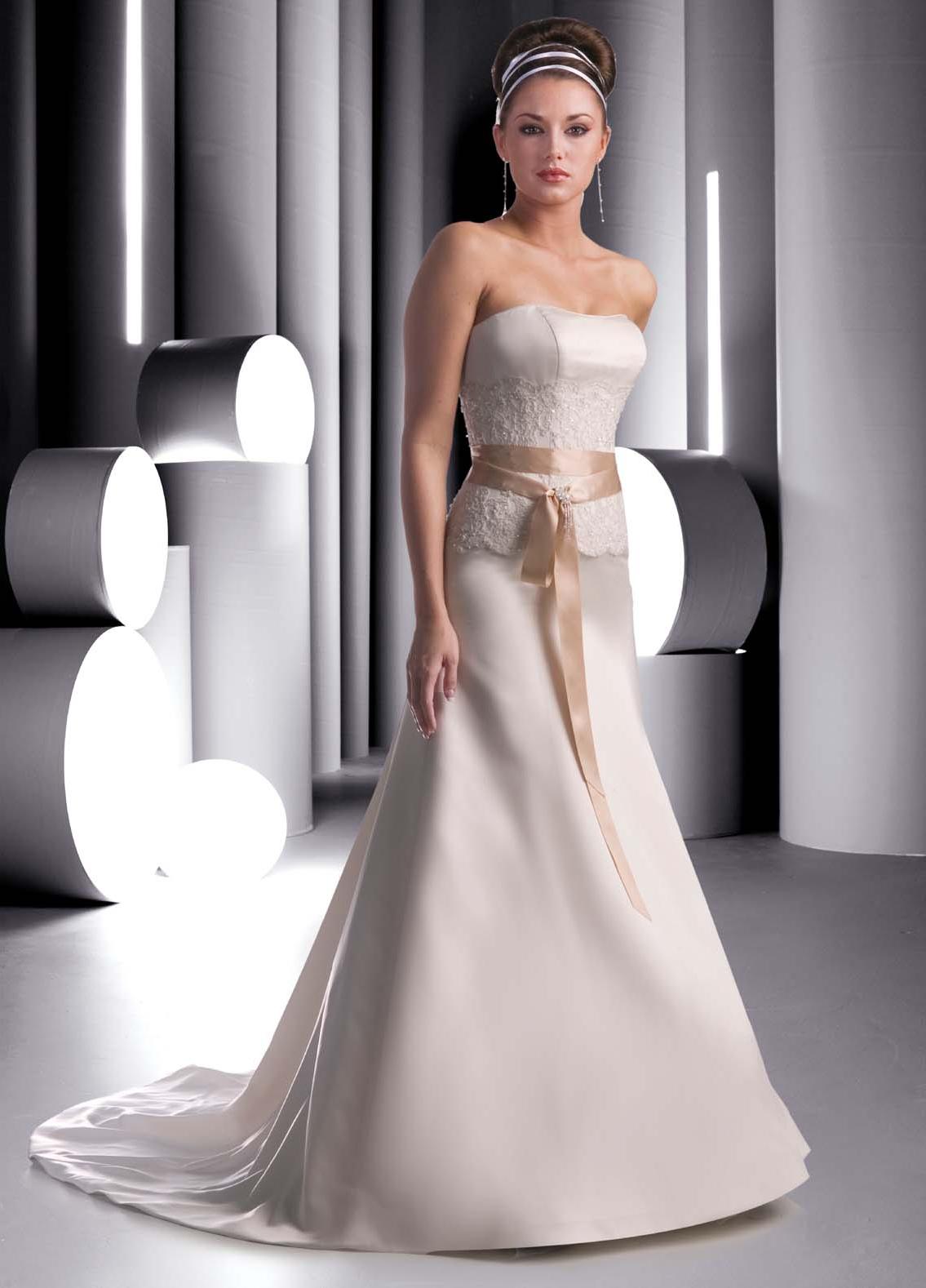 Satin A Line Court Train Sleeveless Strapless Champagne Wedding Dresses