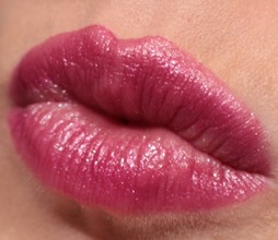 WildNectarMetallicLipstickMAC16