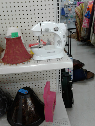 Thrift Store «Texas Thrift Store», reviews and photos, 3113 N Belt Line Rd, Irving, TX 75062, USA