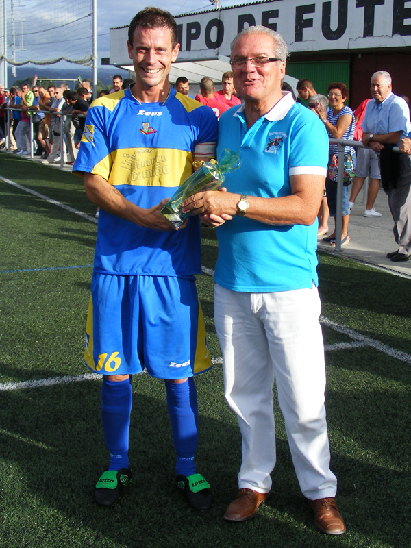 Torneo Cuadrangular de Fútbol Aficionado de Ares 2012. 3º Clasificado C.C.R.D. Perlío.